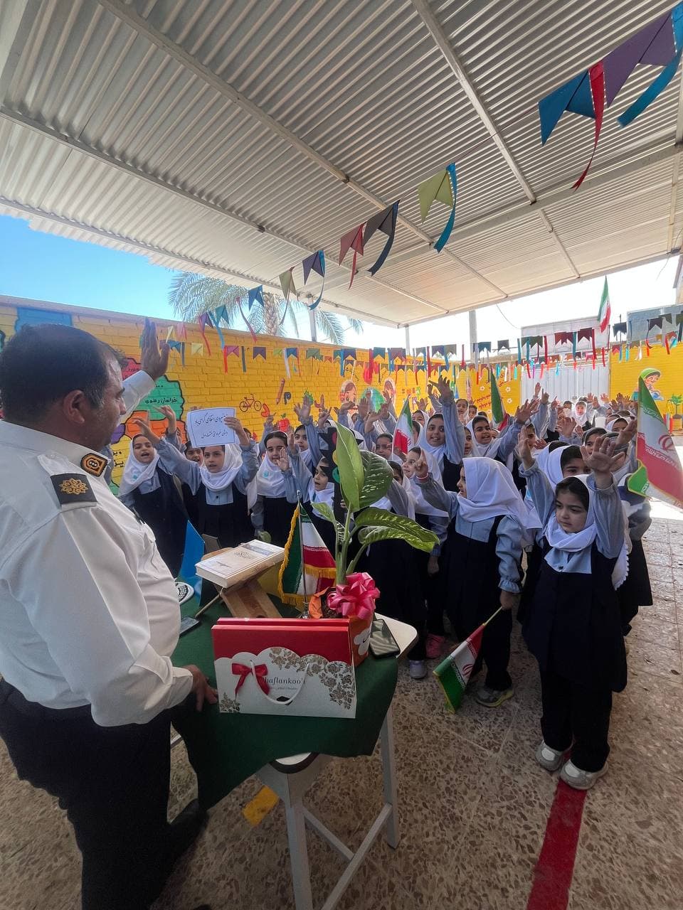 موسسه آموزشی فرهنگی خشت اول پویندگان
